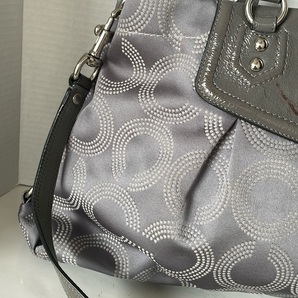 Coach Bag - Picture 4 of 15